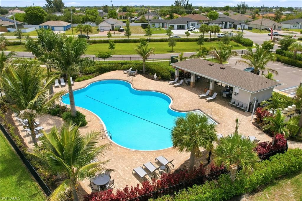 844 Heather Lake AVE-45