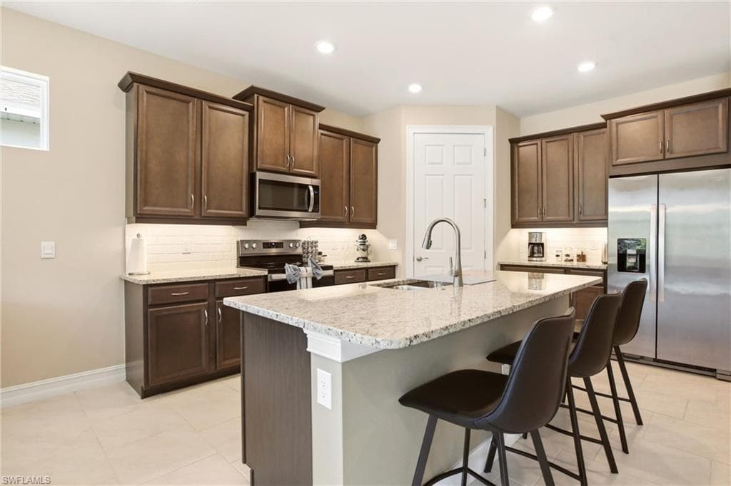 844 Heather Lake AVE-8