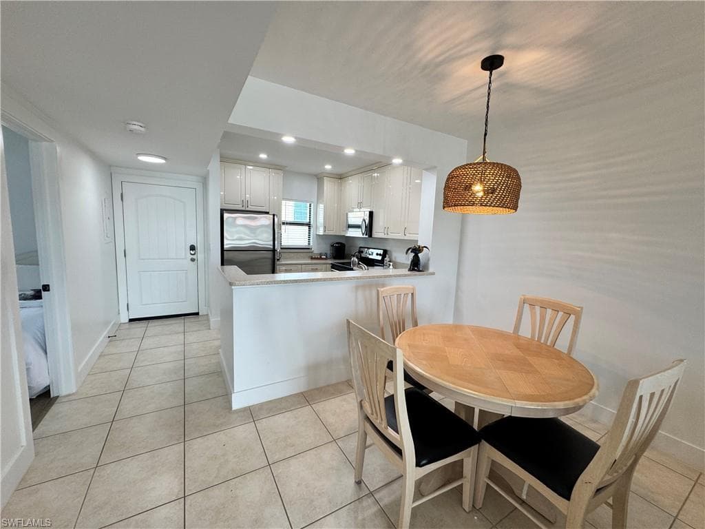 801 River Point DR 206A-8