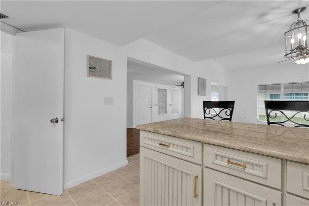 9 Regency CT-27