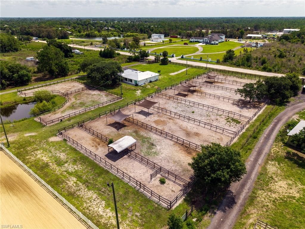 12090 Shawnee RD-11