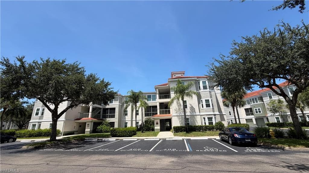 23500 Walden Center DR 210-20