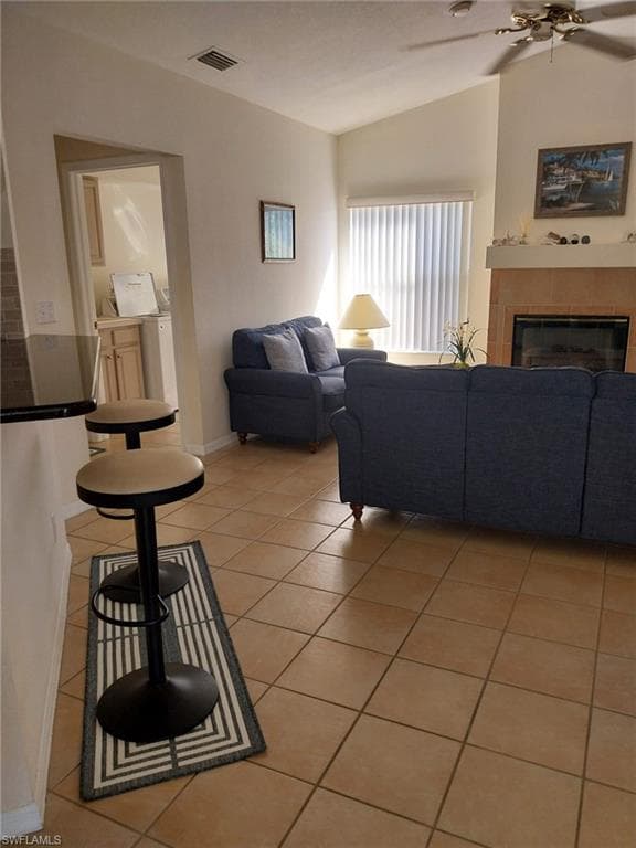449 Dundee CT-11
