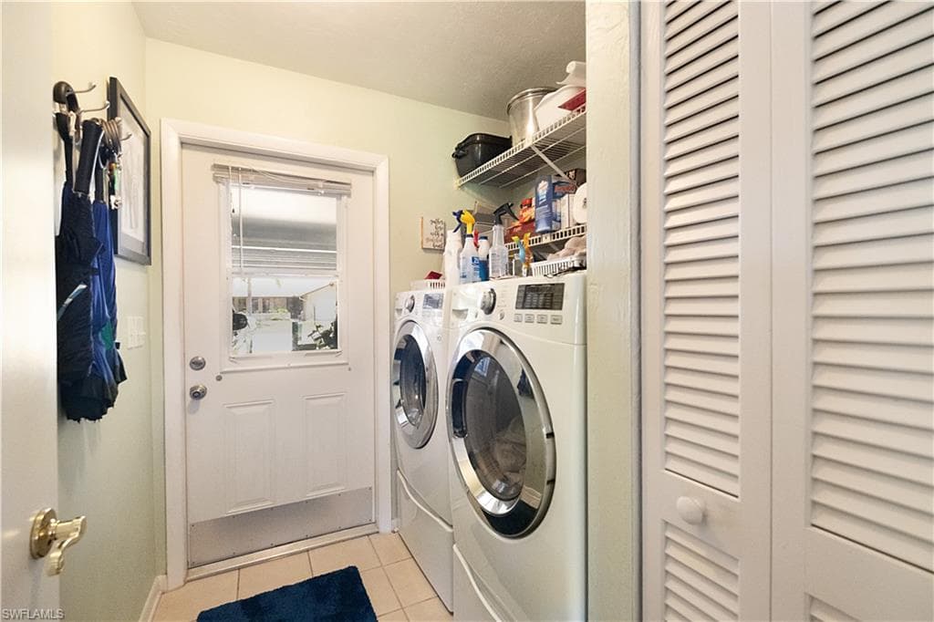 104 Brittany CT-24