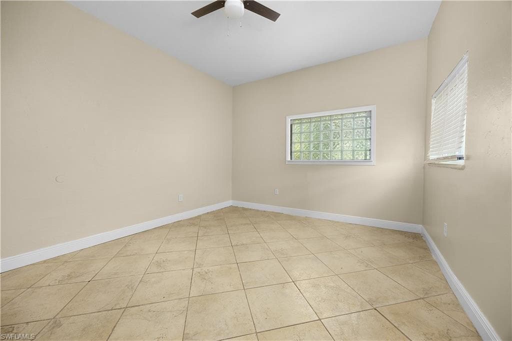 7823 Marx DR-20