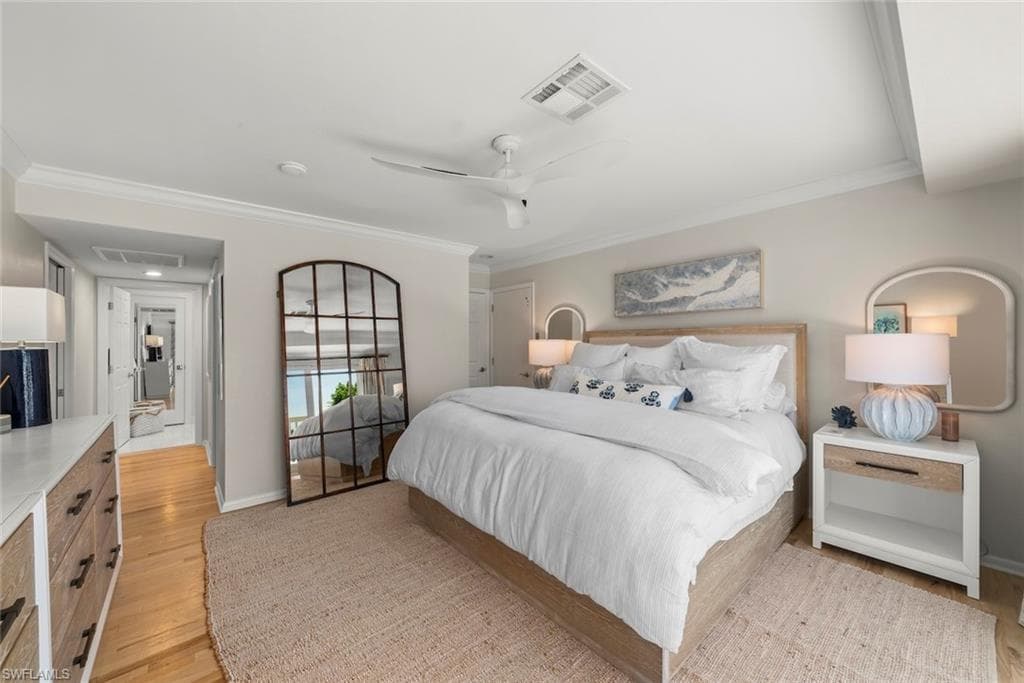 1048 Kings Crown DR-28