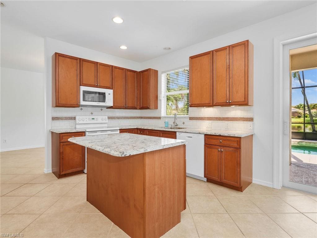 15092 Balmoral LOOP-6