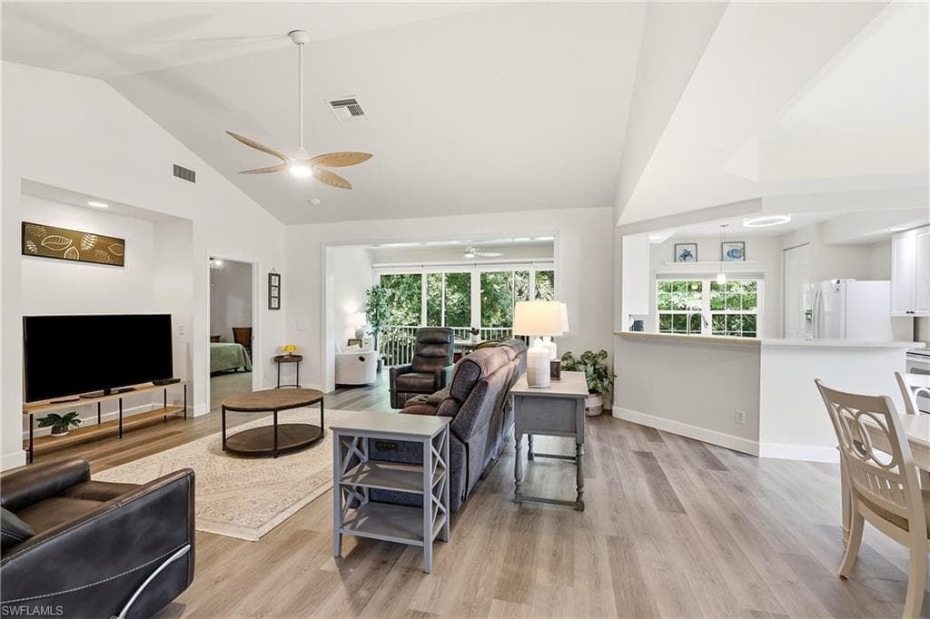 4229 Tequesta DR-4
