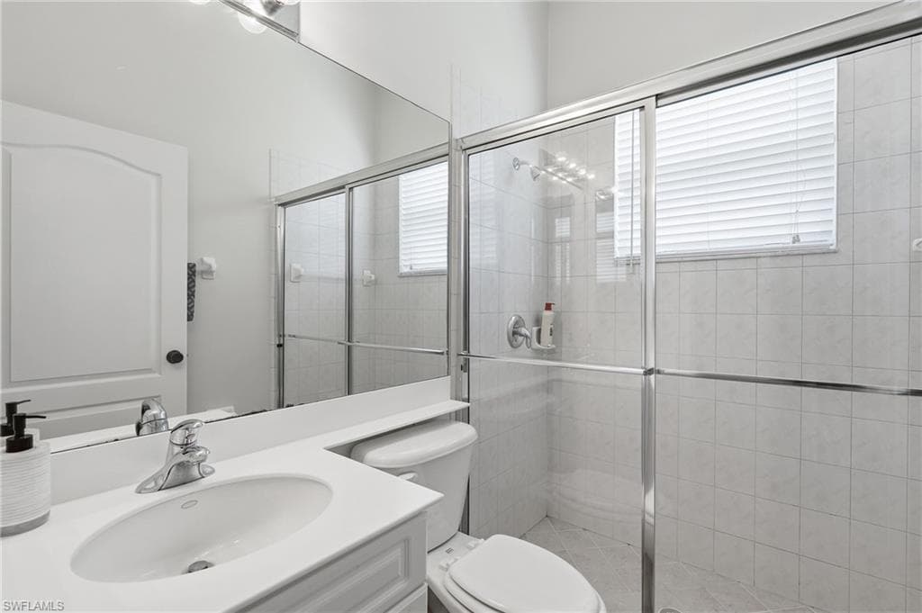 15081 Balmoral LOOP-28