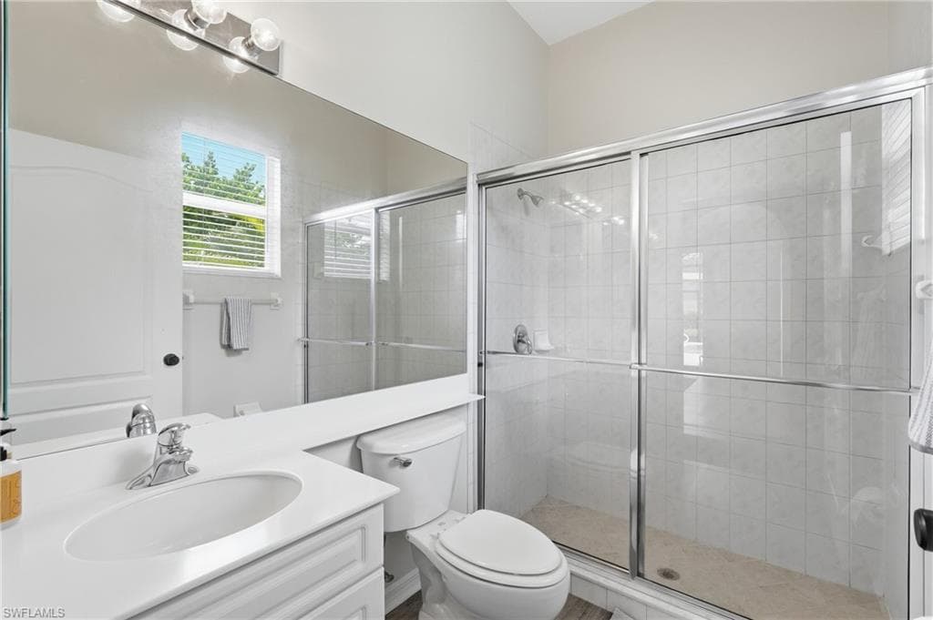 15081 Balmoral LOOP-25