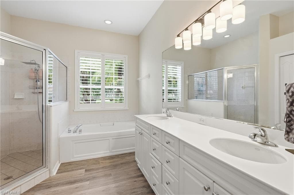 15081 Balmoral LOOP-21