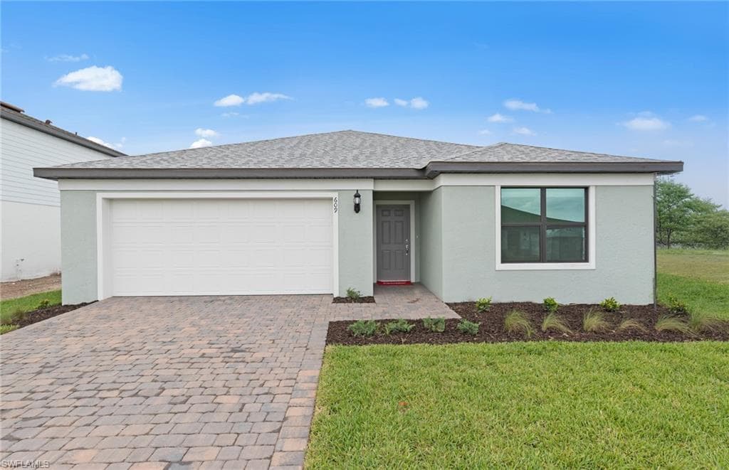 634 Lakeside Oasis AVE-1