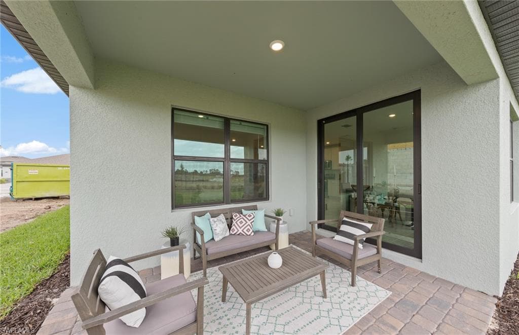 634 Lakeside Oasis AVE-19
