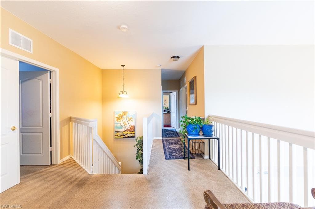 8713 Pegasus DR-23