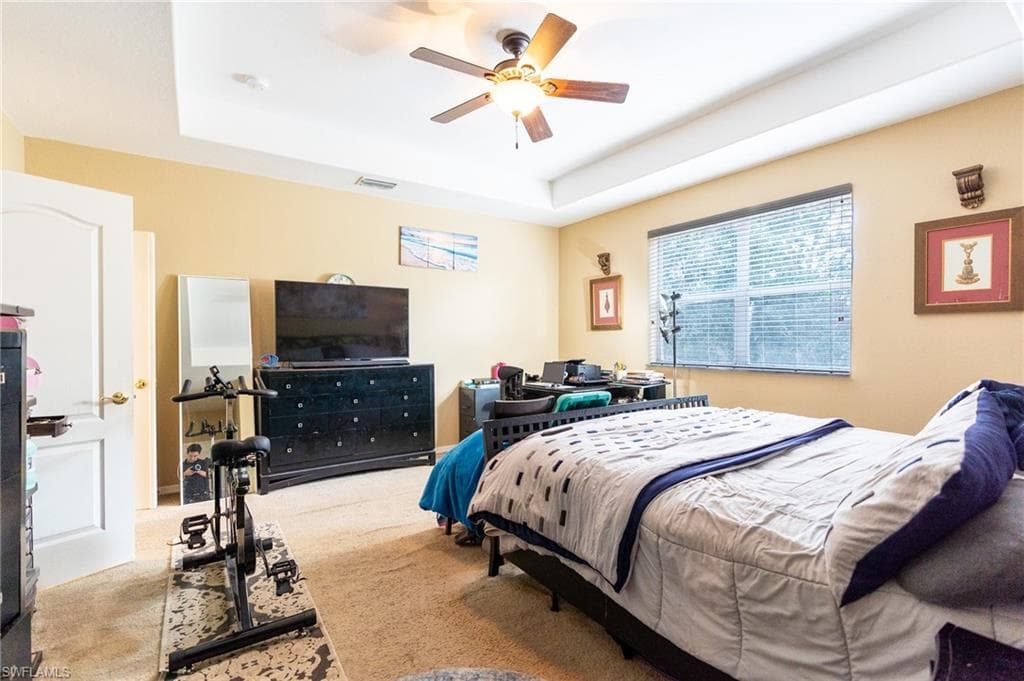 8713 Pegasus DR-36