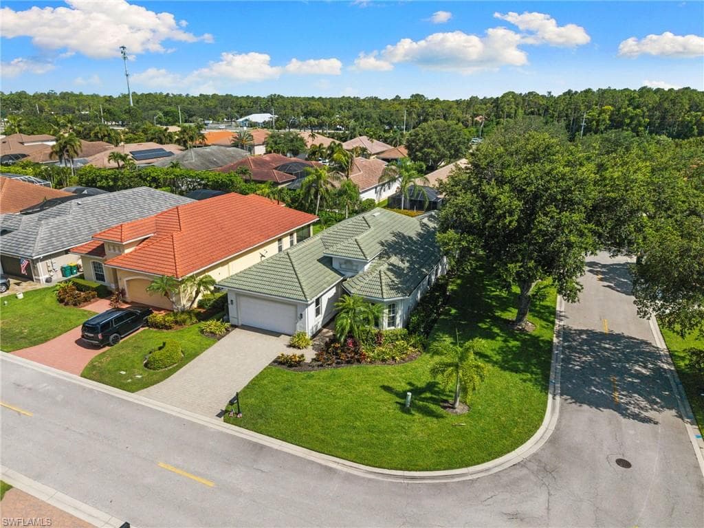 4208 Hampton LN-34
