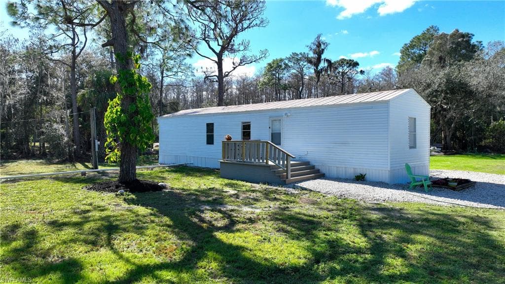 22950 Tinas LN-11