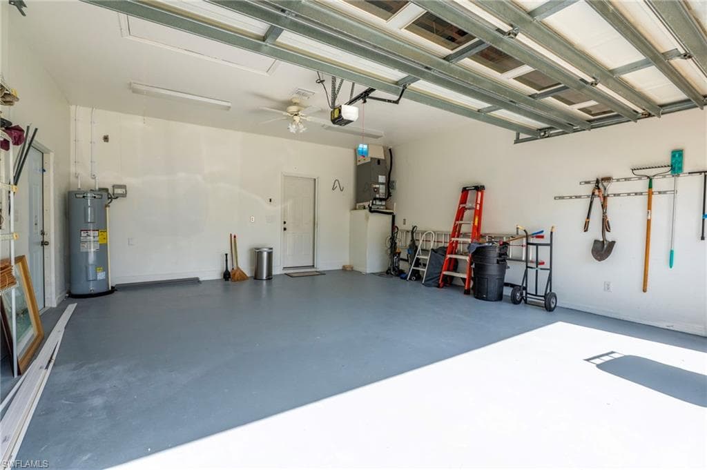 223 Stanhope CIR-37
