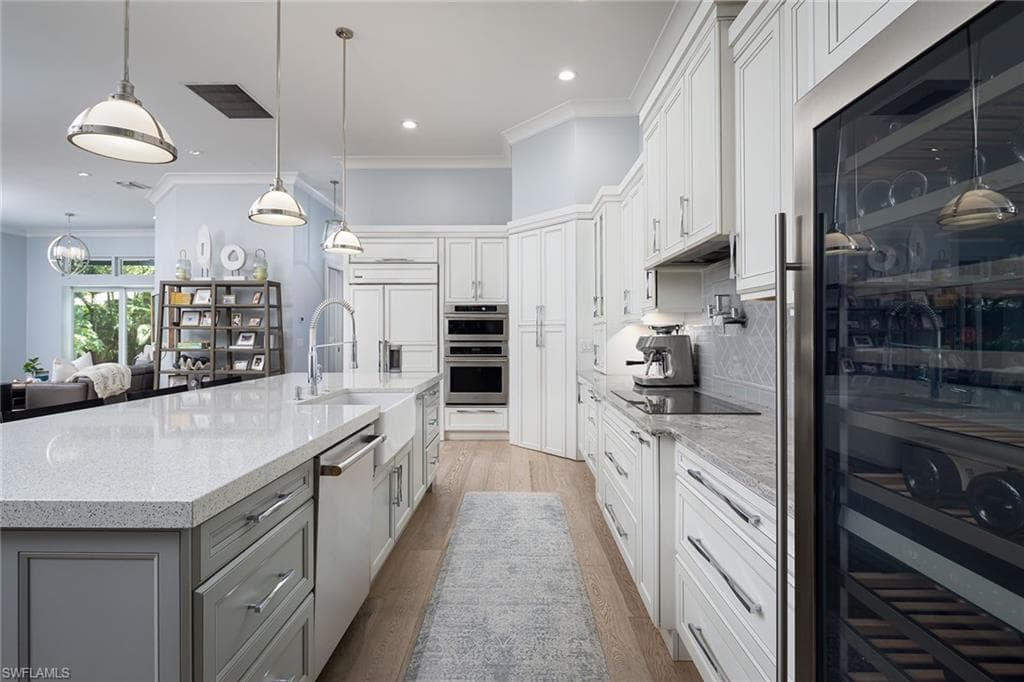 2036 Laguna WAY-6