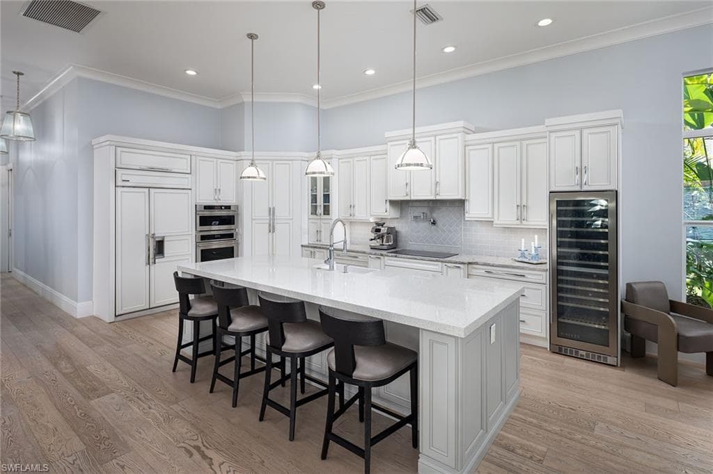 2036 Laguna WAY-5