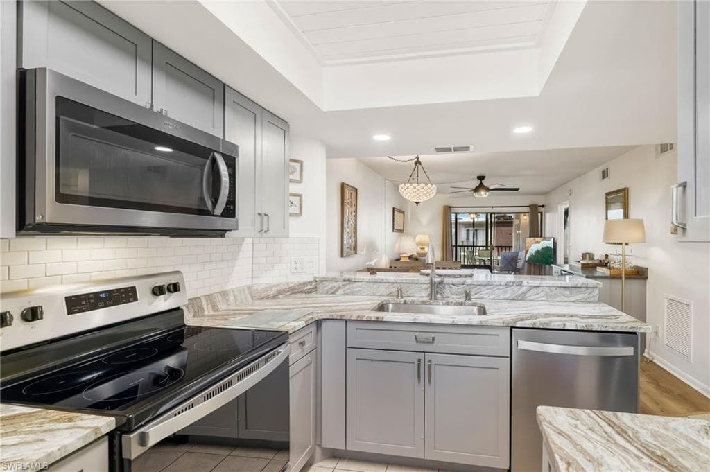6645 Estero BLVD 305-5