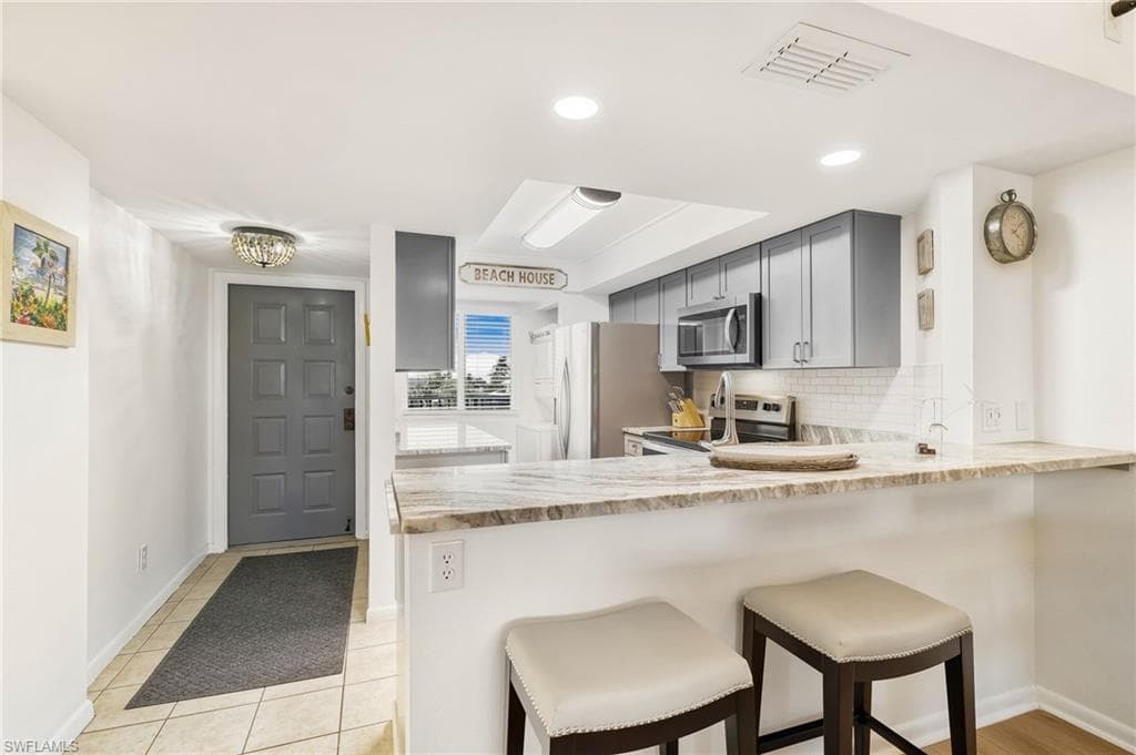 6645 Estero BLVD 305-4