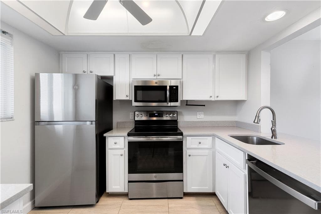 1008 Manatee RD G103-3