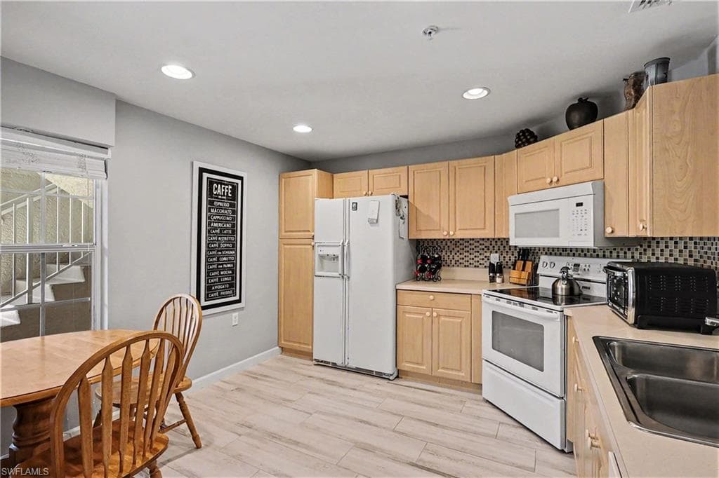 3031 Horizon LN 2303-8