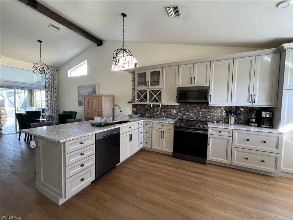 816 Belville BLVD-7