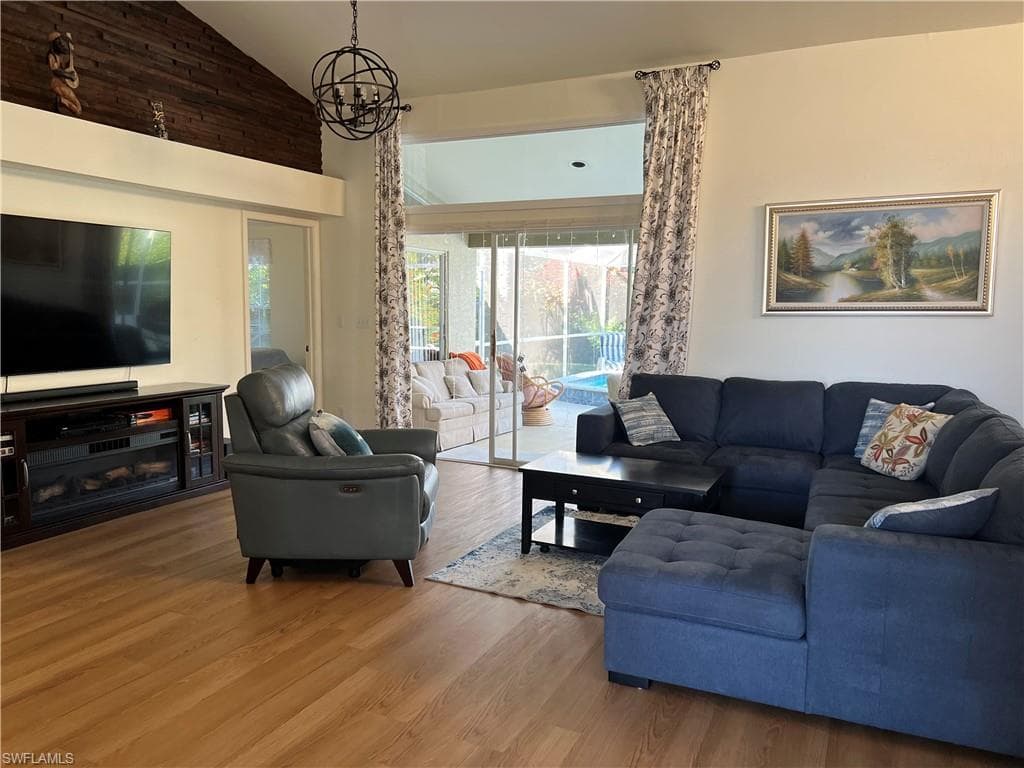 816 Belville BLVD-14
