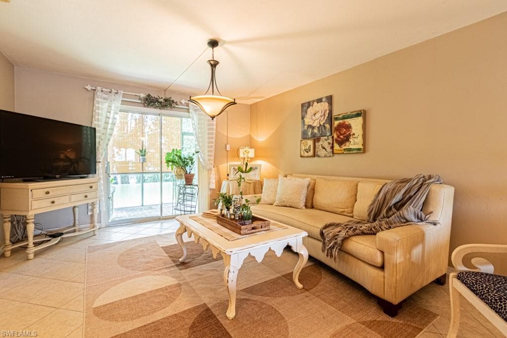 130 Cypress WAY E 1-24