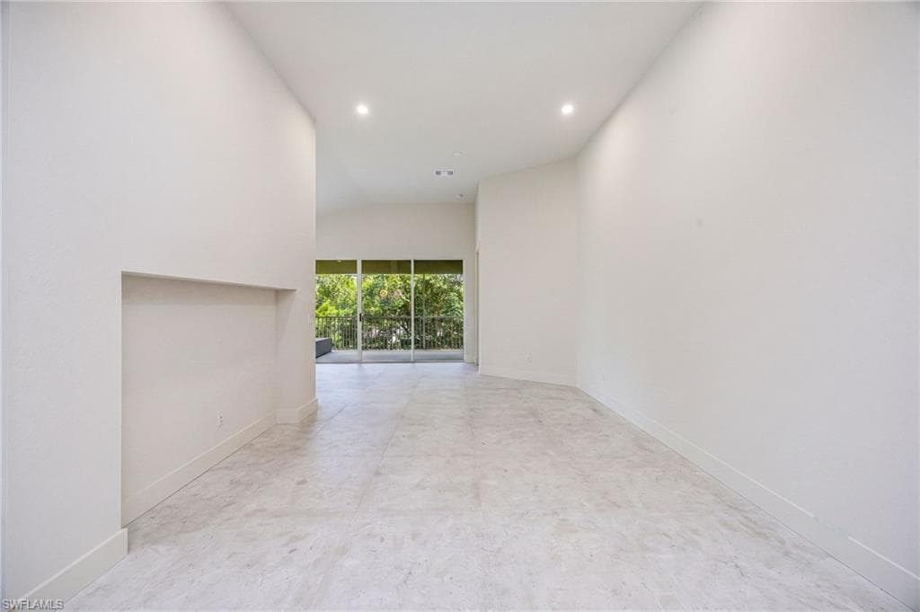 7128 Timberland CIR 201-4