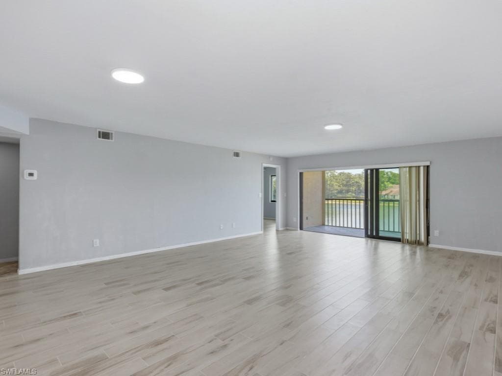 5784 Deauville CIR B204-10