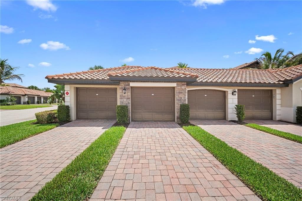 28011 Bridgetown CT 5221-3