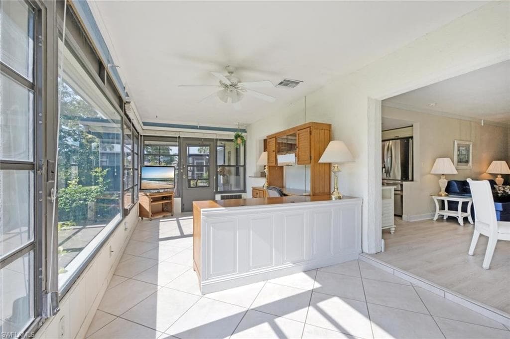 120 Fleur De Lis LN-23