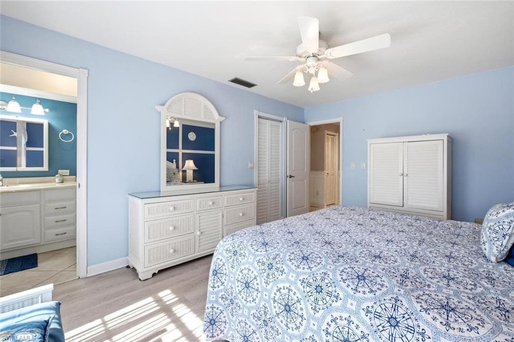 120 Fleur De Lis LN-16