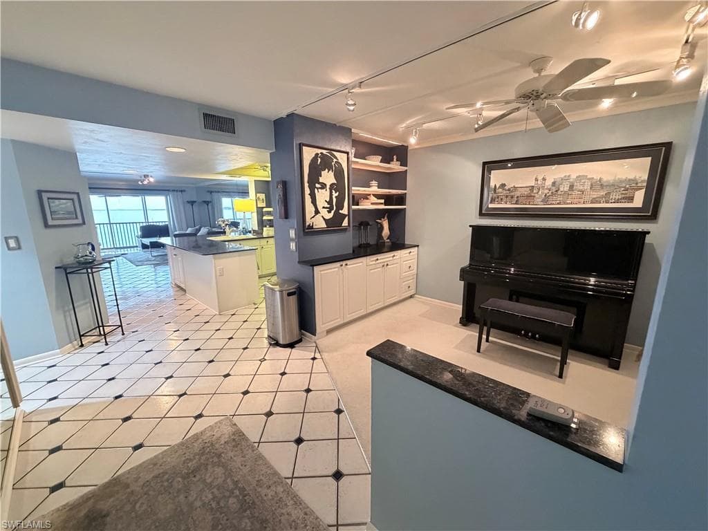 3350 N Key DR 813-5