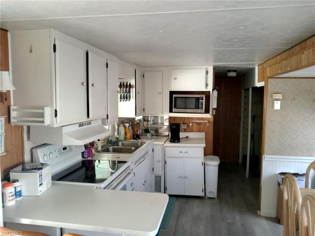 16 Jade DR-6