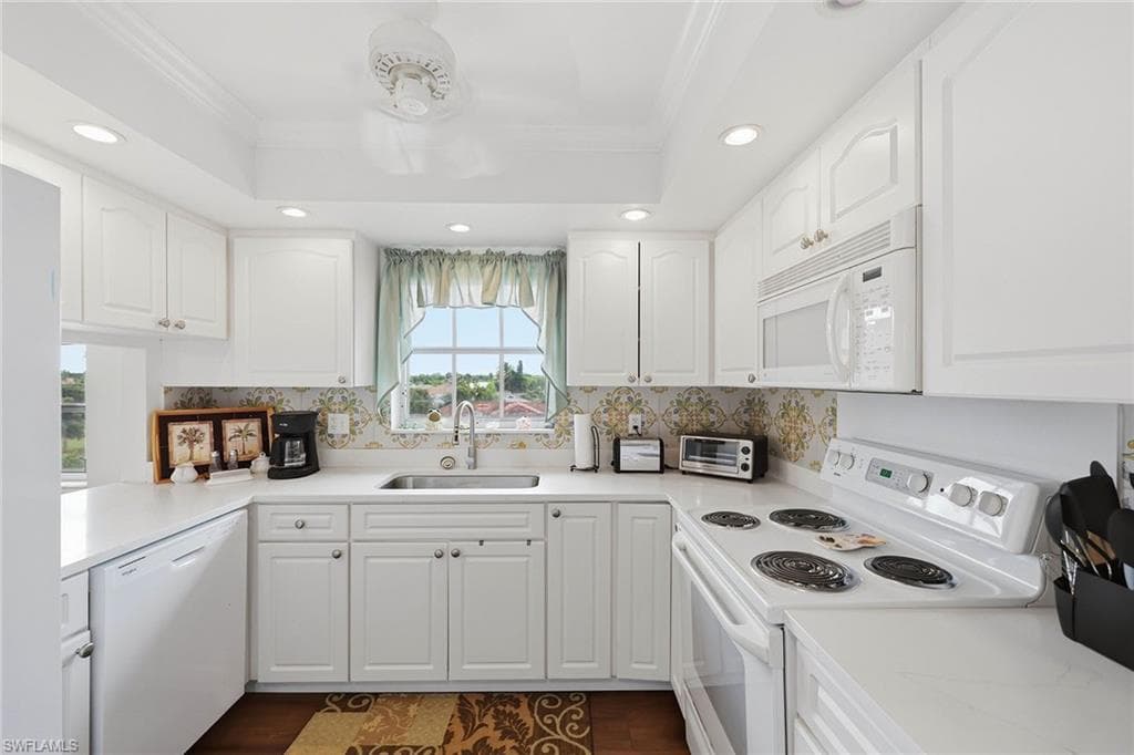 315 Saint Andrews BLVD D38-10