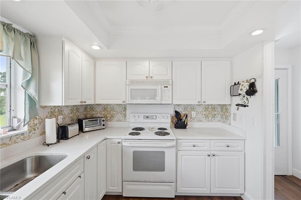 315 Saint Andrews BLVD D38-11