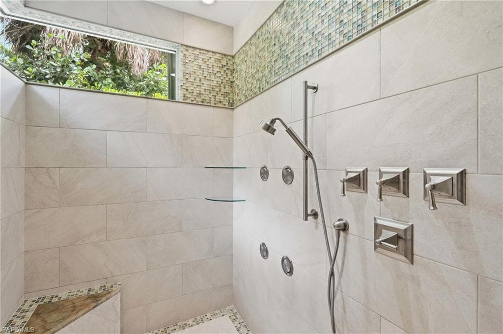 12303 Colliers Reserve DR-20