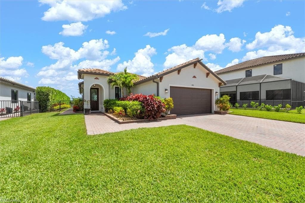 4881 Iron Horse WAY-2