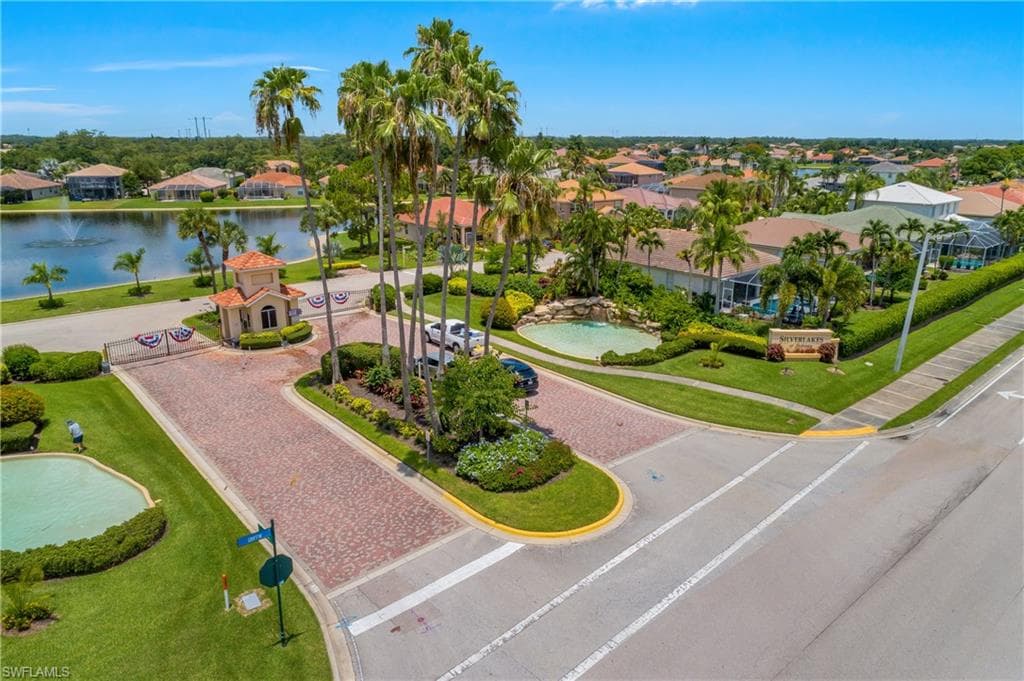 11082 LAKELAND CIR-36