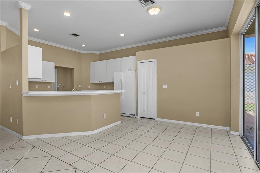 11082 LAKELAND CIR-10