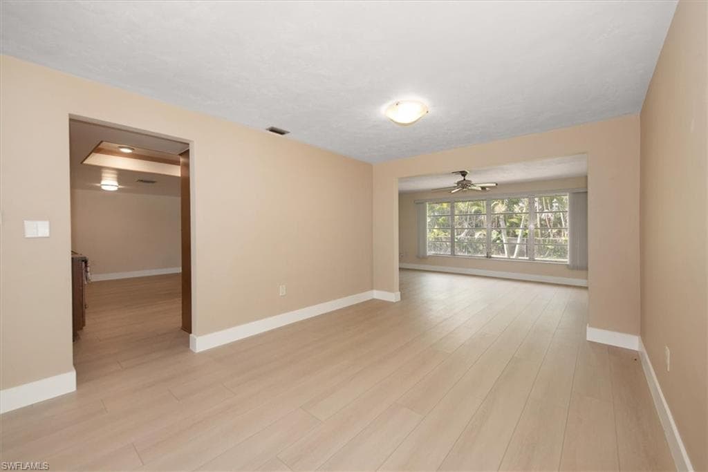 1442 Woodwind CT-17