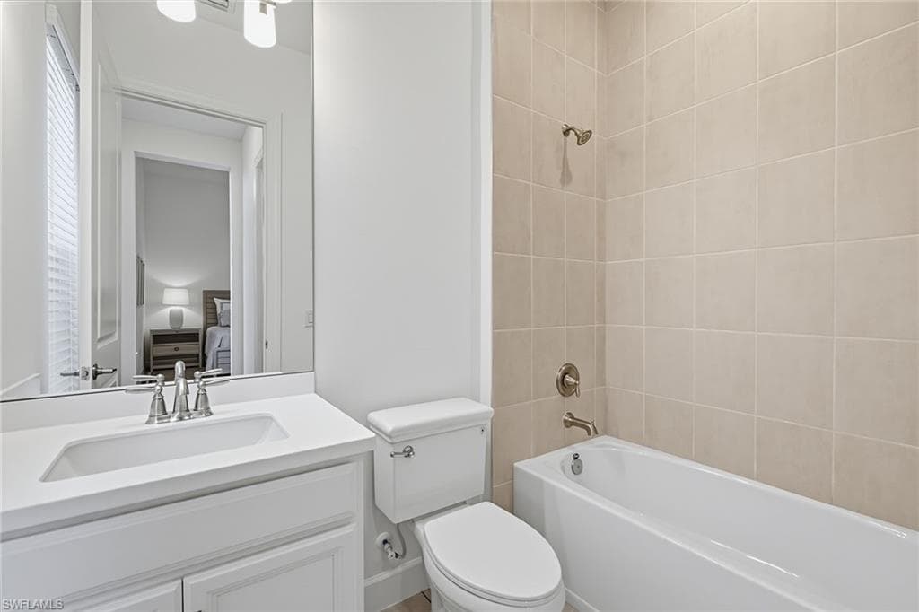 15372 Turin DR-17