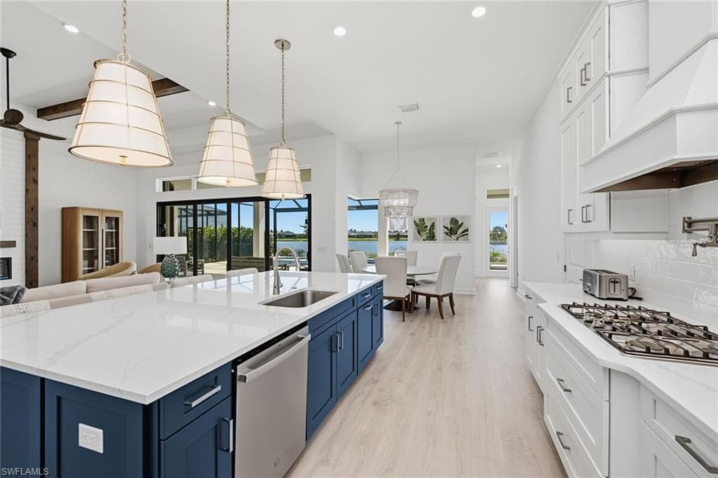 15372 Turin DR-7