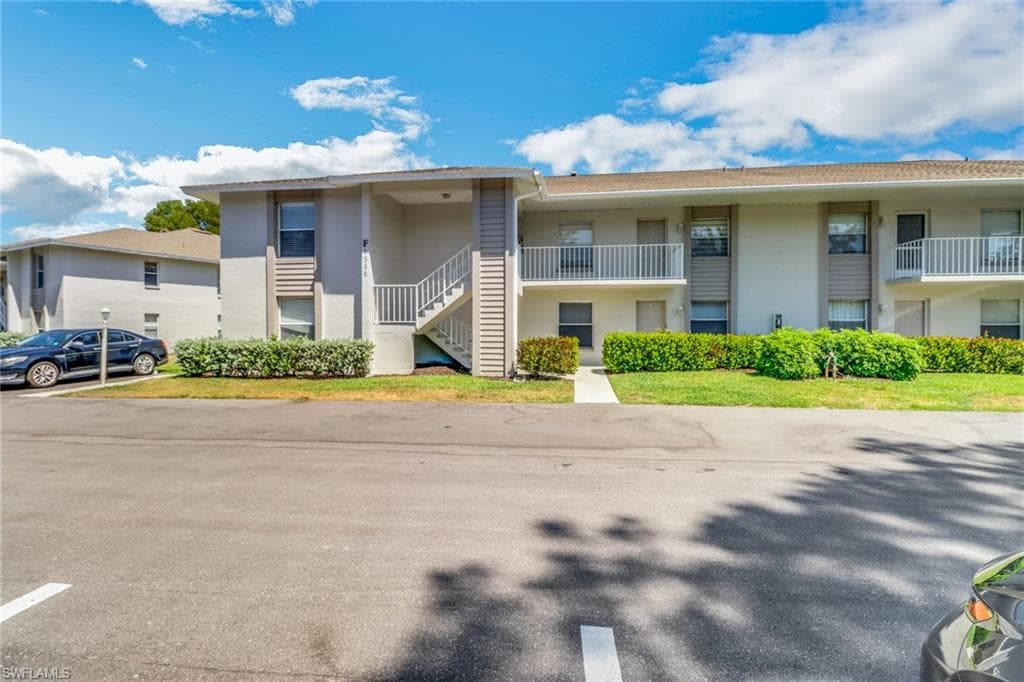 1358 Derbyshire CT F201-2