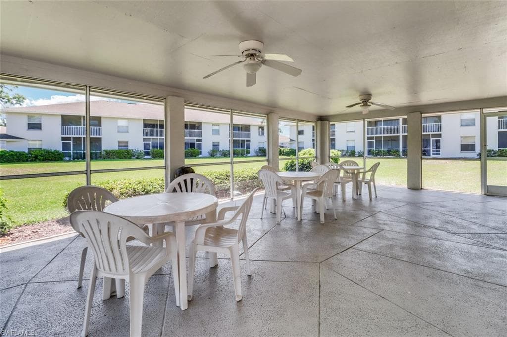 1358 Derbyshire CT F201-33