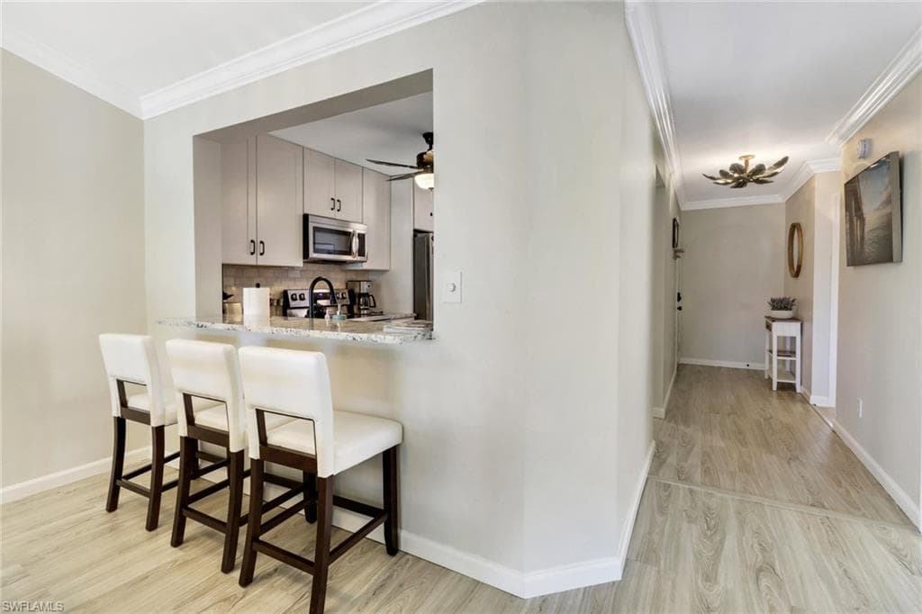 1358 Derbyshire CT F201-4